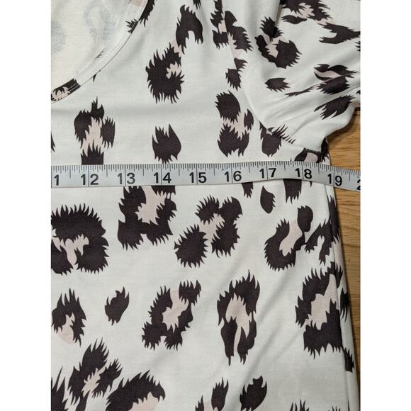 Women's Leopard Print Long Sleeve Top & Drawstring Short Set 2pc Loungewear Sz S - Picture 5 of 15